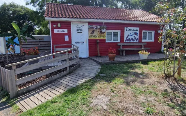 Grand Mobile home dans camping