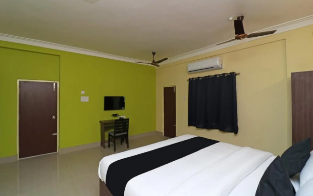 SilverKey Executive Stays 24890 Airport