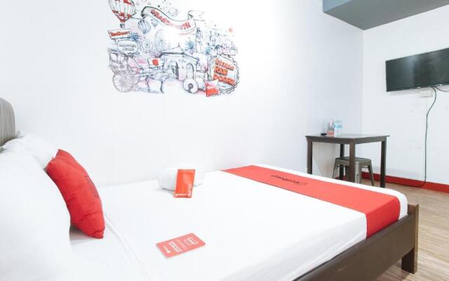 RedDoorz near Quirino Station