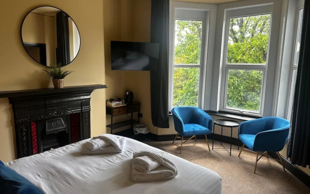 The Goodrington Sands- Apart Hotel