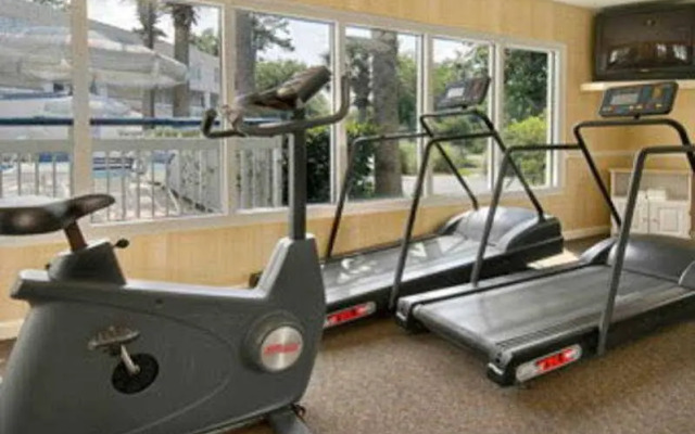 Days Inn by Wyndham Hilton Head