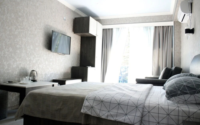 Отель Golden Lion