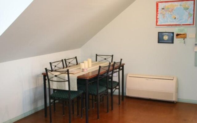 Salamander Bay Bed and Breakfast