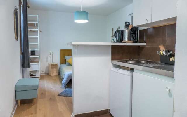 La Moutarde Cosy And clean