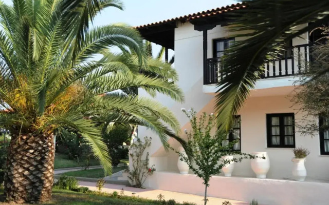Assa Maris Beach Hotel