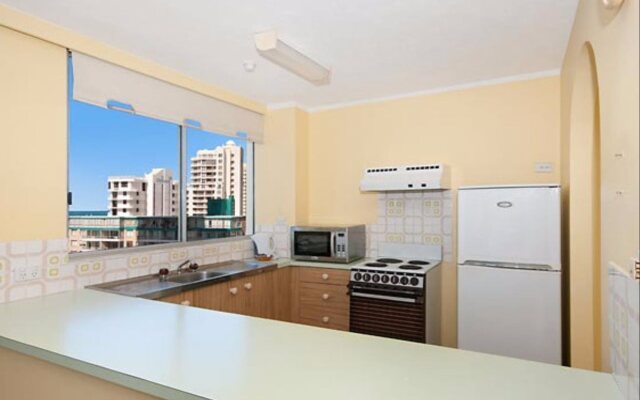 Quarterdeck Apartments