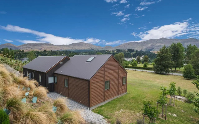 Maunga View