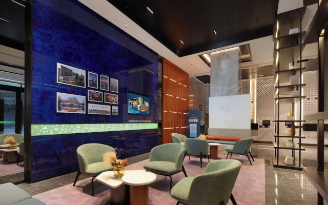HamptonHiltonChengduRailwayNorthStation