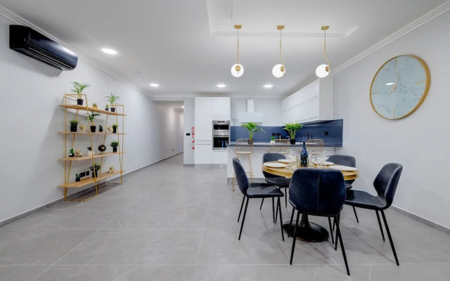 Art Deco Apartment in Central Sliema