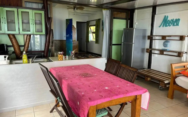 Linareva Moorea Beach Resort