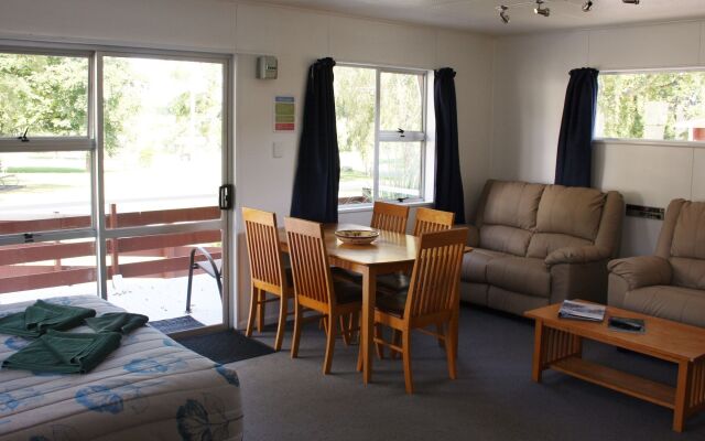 Whanganui River Top 10 Holiday Park