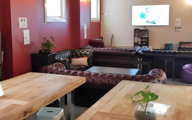 Big Backpackers Hostel