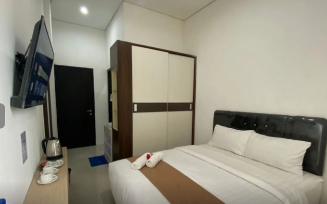 Amaze Hotel