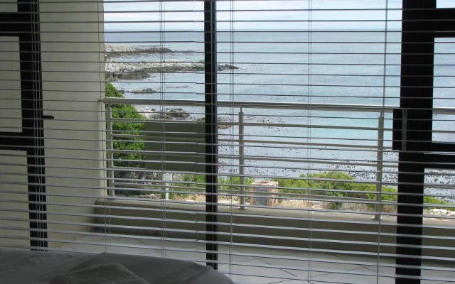 Holiday Home A104 Whale Cove