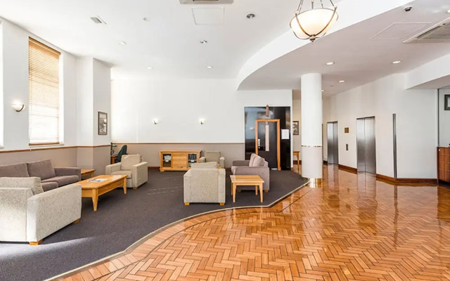 Spacious 1bdr Fast Wi-fi Near RAC Arena
