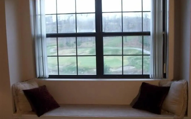 Guest House at The Greens - Dolly Parton's Stampede