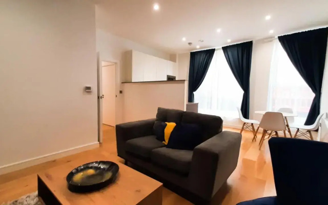 Heathrow Central Apartments By Mysquare