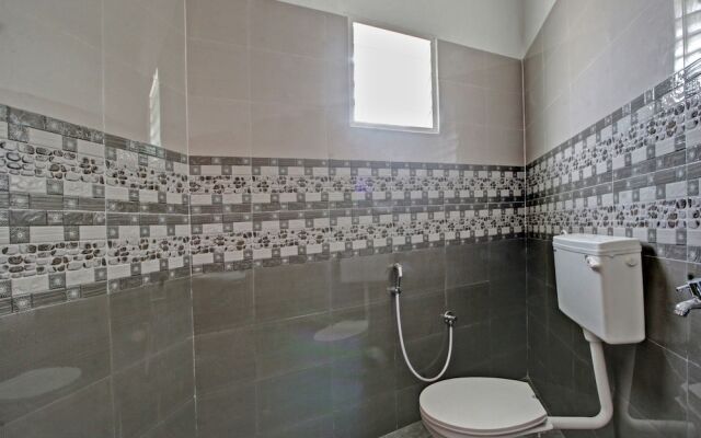 Sri Rugmani Residency by OYO Rooms