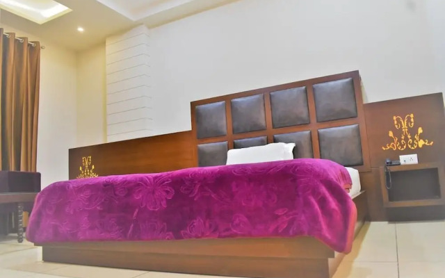 Hotel Ashish Continental