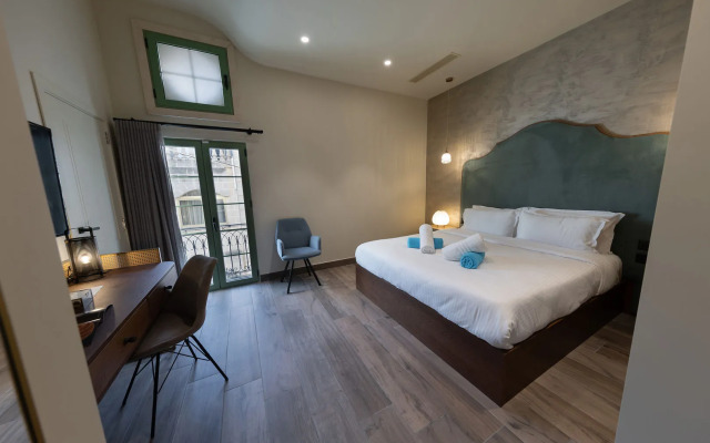 DOMS Boutique Living