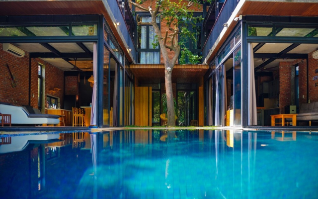 Mountain infinity pool