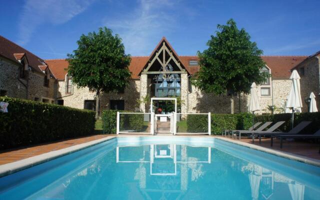 Hotel Les Suites - De Crécy