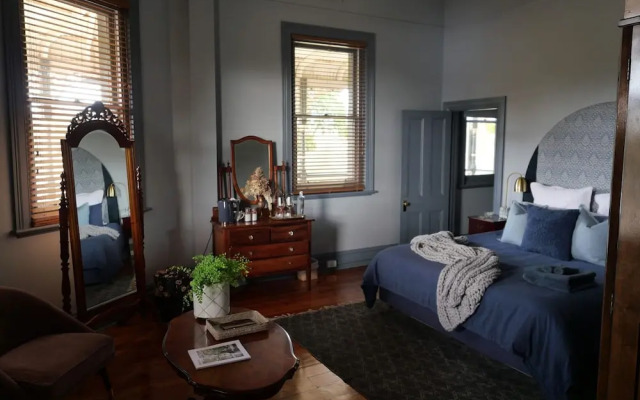 The Rabbit Hole Inn at Harvest Home