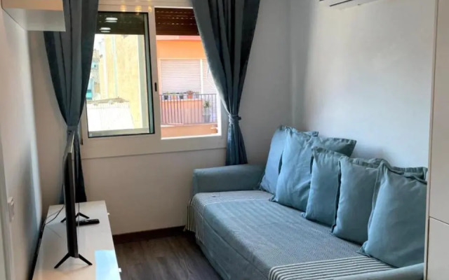 Sant Adria Beach apartment Wi-Fi Parking Free
