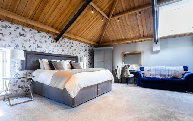 Lanelay Hall Hotel & Spa