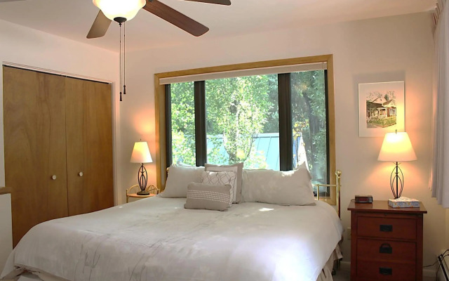 Shadow Mountain Lodge