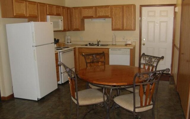 Romer's Westlake Hotel Villas