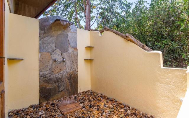PrideInn Mara Camp & Cottages