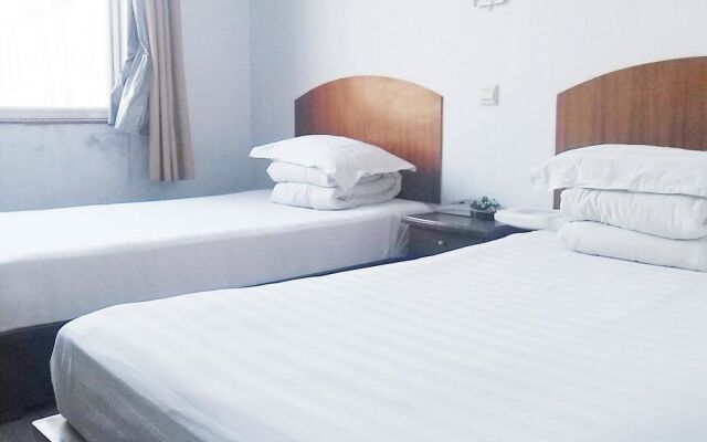 Aofeng Business Hotel