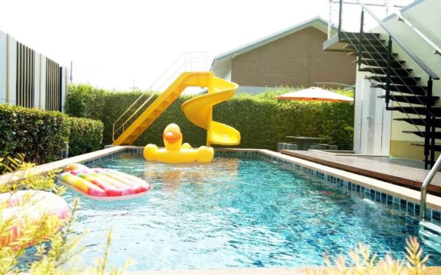 Thacha Pool Villa A