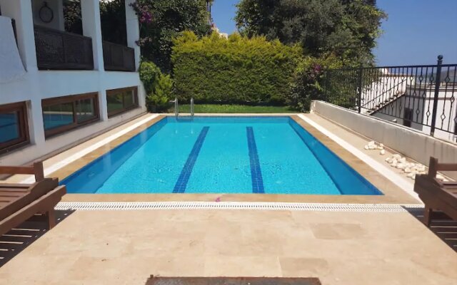 Villa 6 Bedroom with Private Pool