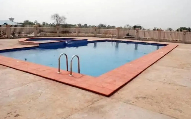 Yewa Frontier Hotel