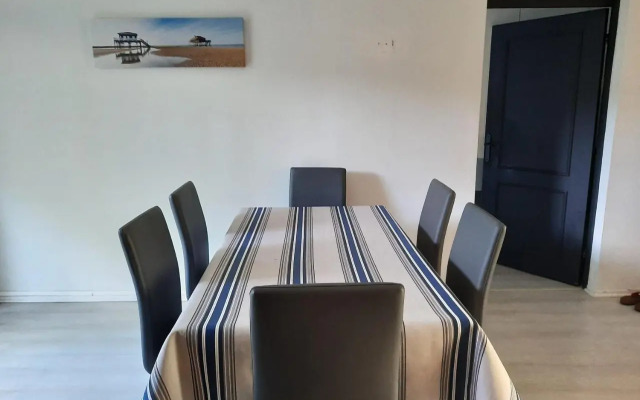 Nice 86m with Terrace Near the Beach!