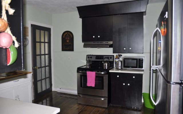 Moncton Fully Furnished Apartment