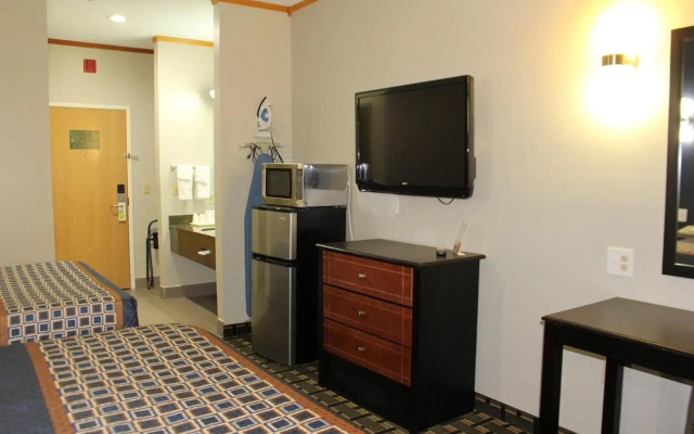 Homegate Inn and Suites