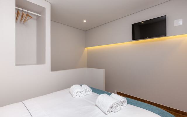 Feel Porto Wine Essence Flats