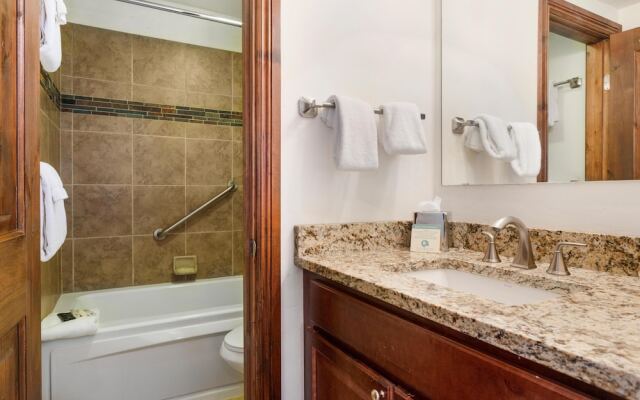 Westwind 207 2BD 2BA Plat Condo