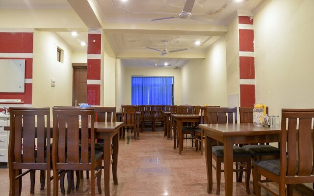 Oyo 15819 Hotel The Relax