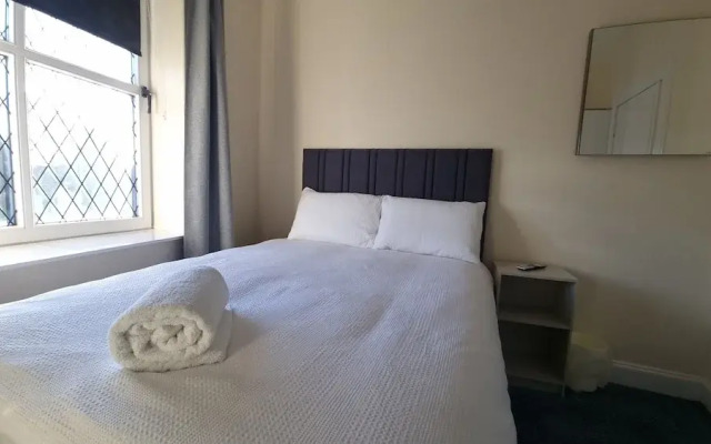 Ye Olde Hotel