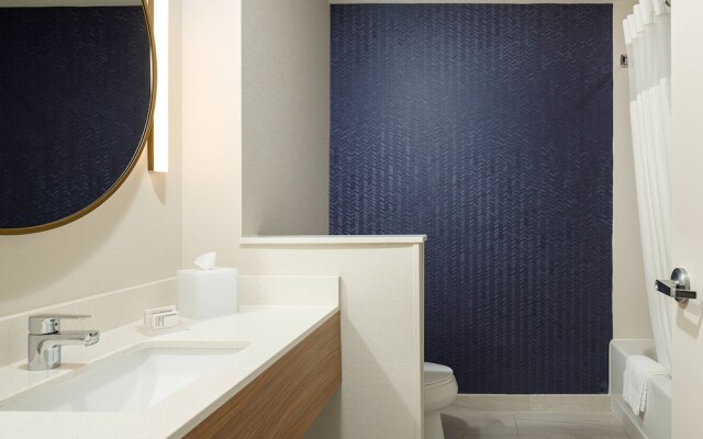 Fairfield Inn & Suites Salina