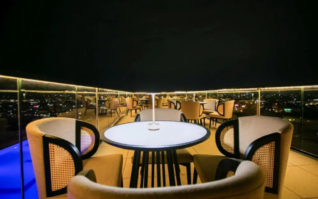 Ramada By Wyndham Vientiane Central