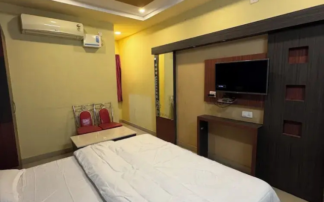 Hotel Asha Pride