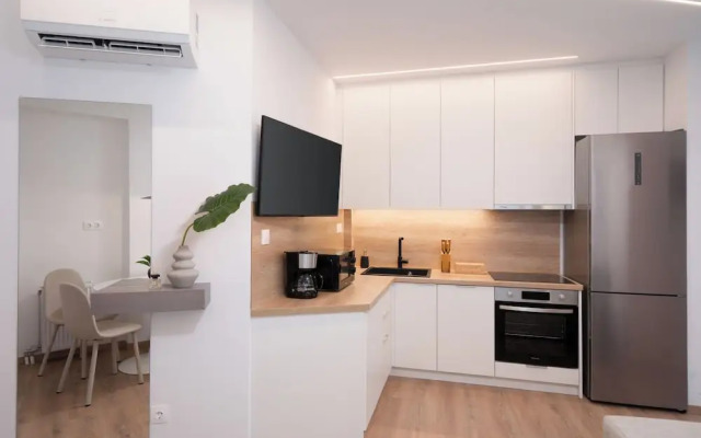 Kosmos Luxury Residences