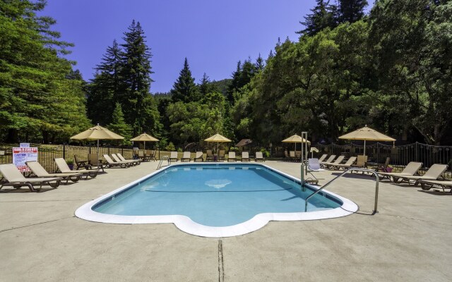 Big Sur Lodge