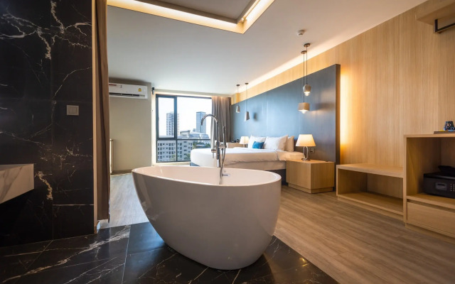 56 Hotel Sukhumvit