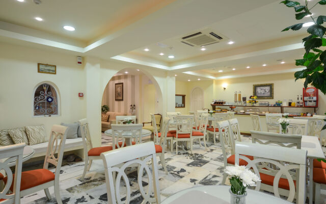Hotel Kymata
